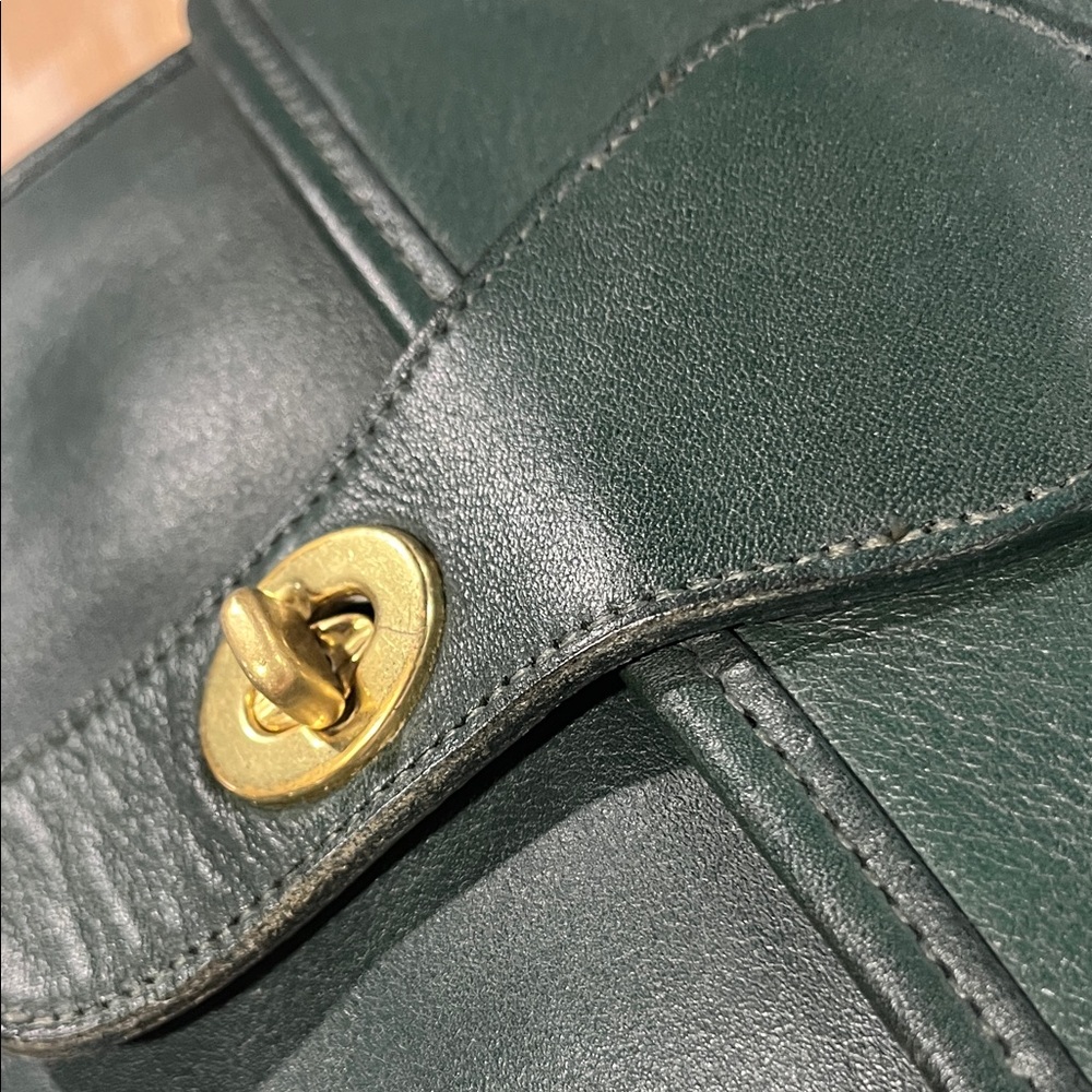 Vintage station bag emerald green Elegant Green Leather Bag leather gold hard - Picture 8 of 14